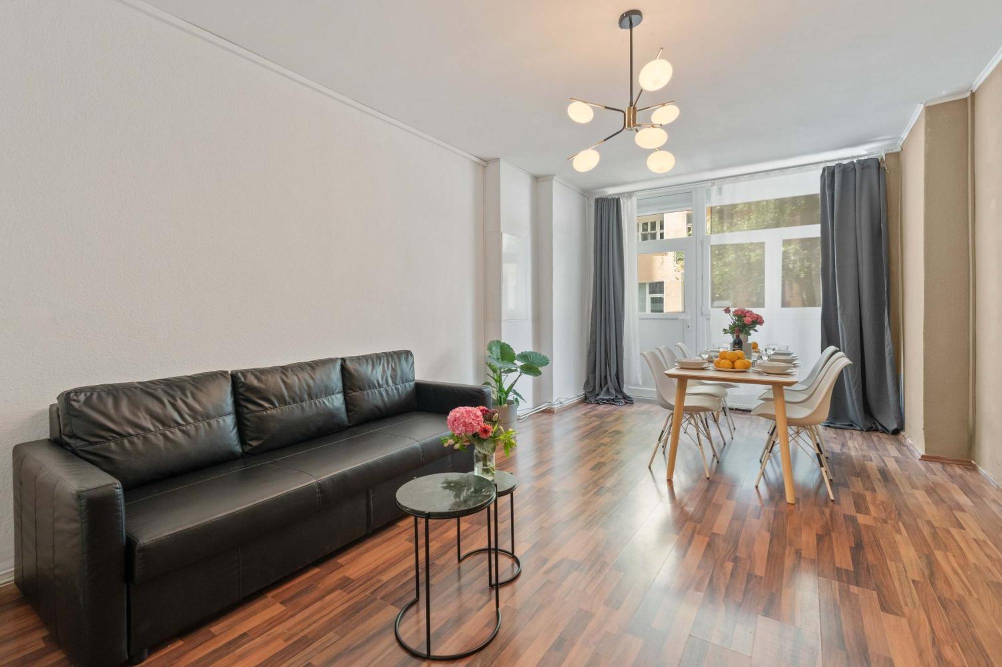 33 I Und N Mitte Appartement *
